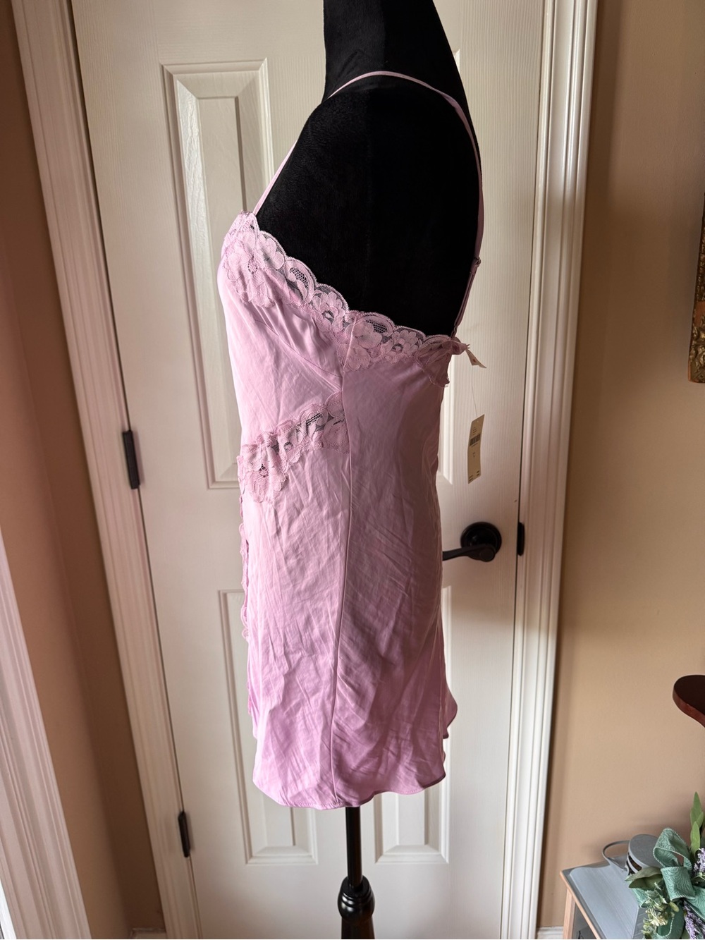 Lyrebird Silky Lace Fly Away Cami - lilac- sz small - NWT - Picture 7 of 12